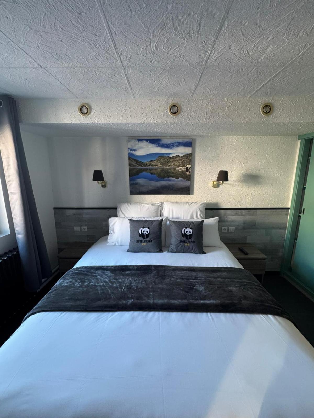 Hotel Panda Pas De La Casa Bagian luar foto