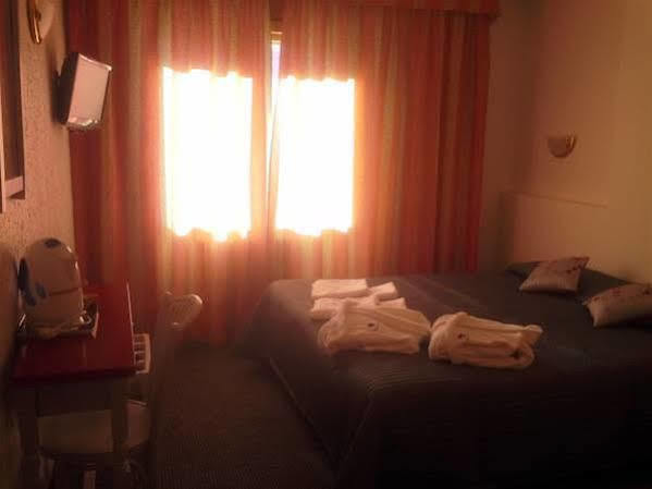 Hotel Panda Pas De La Casa Bagian luar foto